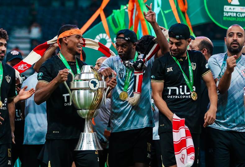 وصول بعثة الزمالك إلى مطار القاهرة