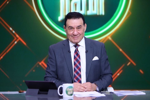 مدحت شلبي يتعرض لوعكة صحية