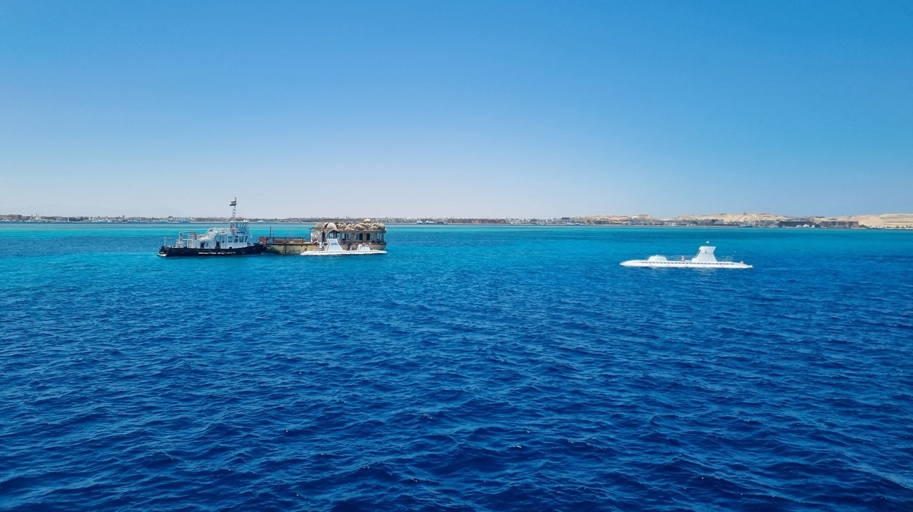 غرقت غواصة سياحية اليوم الخميس في مدينة الغردقة