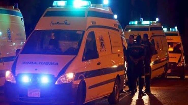 حادث انقلاب حافلة صغيرة على الطريق الأوسطي