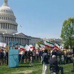 تجمّع أمام الكونغرس الأميركي: لا لنظام الشاه ولا لنظام الملالي
